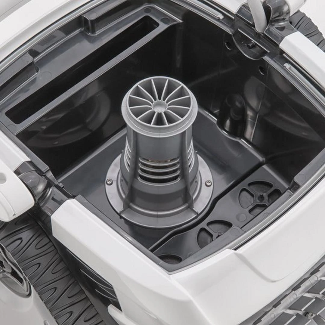 Polaris - P825 Robotic Pool Cleaner 7 Polaris - P825 Robotic Pool Cleaner - Image 7